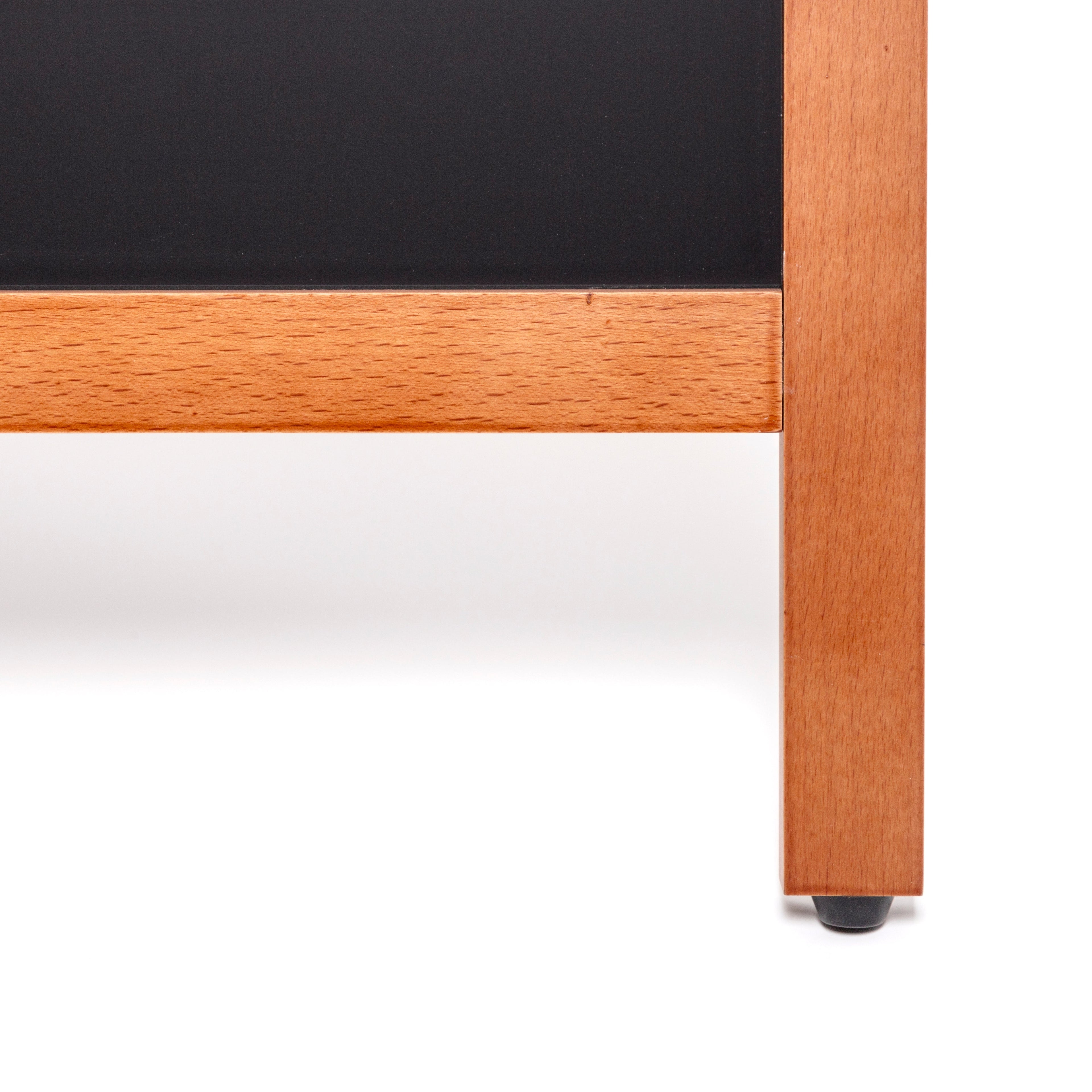 Chevalet ardoise en bois, détail